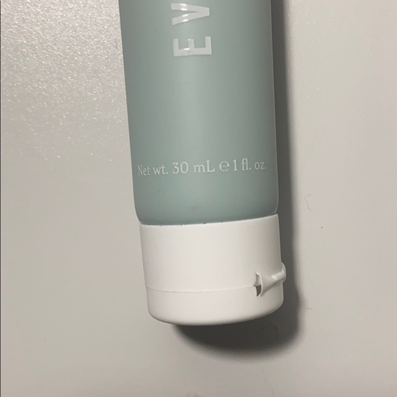 Face primer - Picture 5 of 5